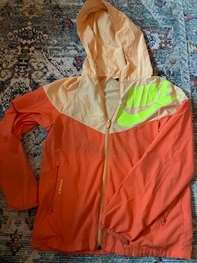 Nike Peach & Neon Yellow-Green Packable Jacket